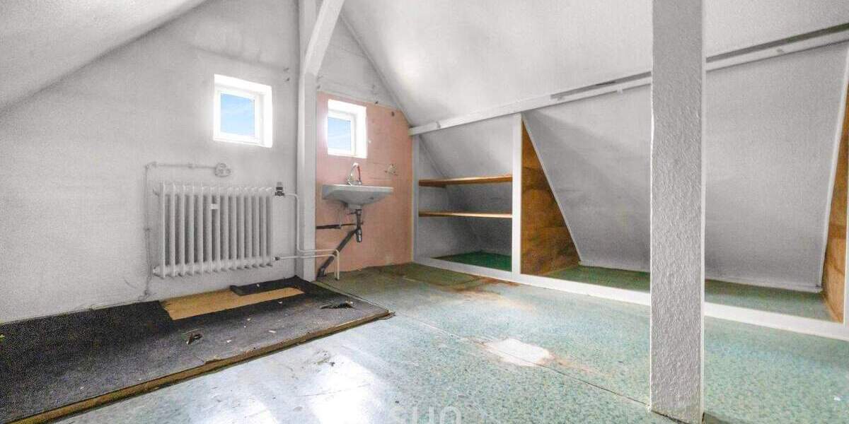 Einfamilienhaus Friedrichsdorf - 9 Zimmer, 214 m&sup2;, 699.000&euro; | Angebot:25772895