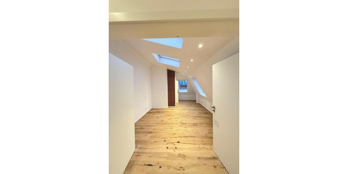 Maisonettenwohnung Frankfurt am Main Sachsenhausen - 5 Zimmer, 140 m&sup2;, 3.200&euro; | Angebot:25307985