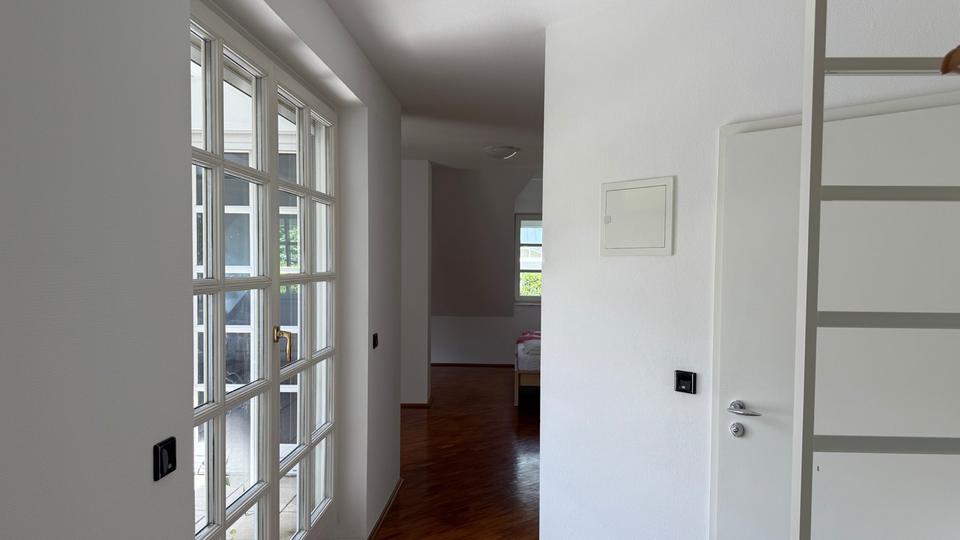 Einfamilienhaus Bad Homburg vor der Höhe Gonzenheim - 3 Zimmer, 130 m&sup2;, 2.500&euro; | Angebot:25947869