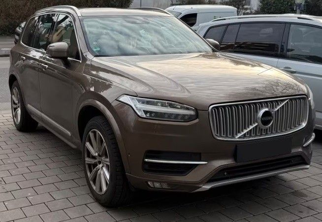 Volvo XC90 197.000 km 18.108 &euro; Frankfurt am Main 60318