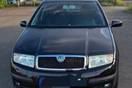 Skoda Fabia 177.600 km 2.900 &euro; Frankfurt 60528