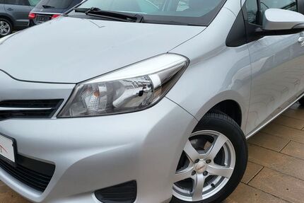 Toyota Yaris 70.350 km 9.900 &euro; Aschaffenburg 63741