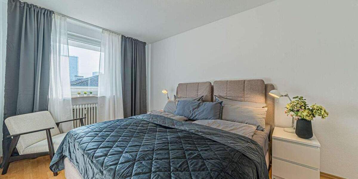 Etagenwohnung Frankfurt am Main Westend-Süd - 2 Zimmer, 66 m&sup2;, 2.595&euro; | Angebot:25661903