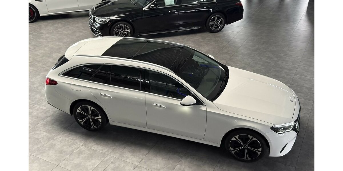 Mercedes-Benz E 300 T de AVANTGARDE AIRMATIC-DISTRONIC-PANO-19 26.702 km 50.889 &euro; Groß-Umstadt 64823