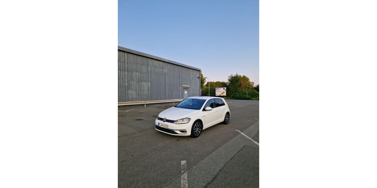 VW Golf 88.000 km 16.100 &euro; Frankfurt 60489