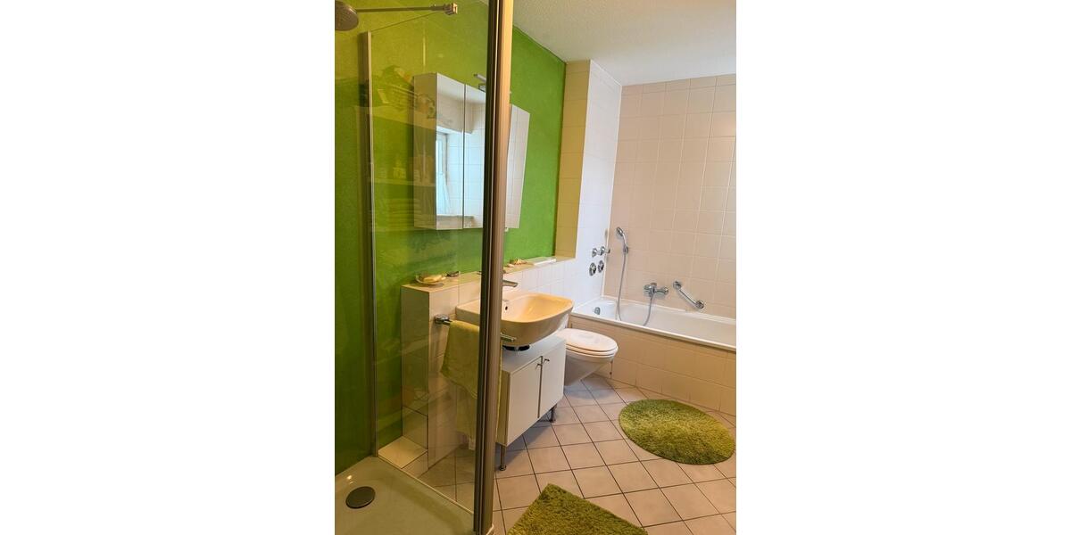 Erdgeschoßwohnung Friedrichsdorf - 2 Zimmer, 70 m&sup2;, 1.050&euro; | Angebot:25379354