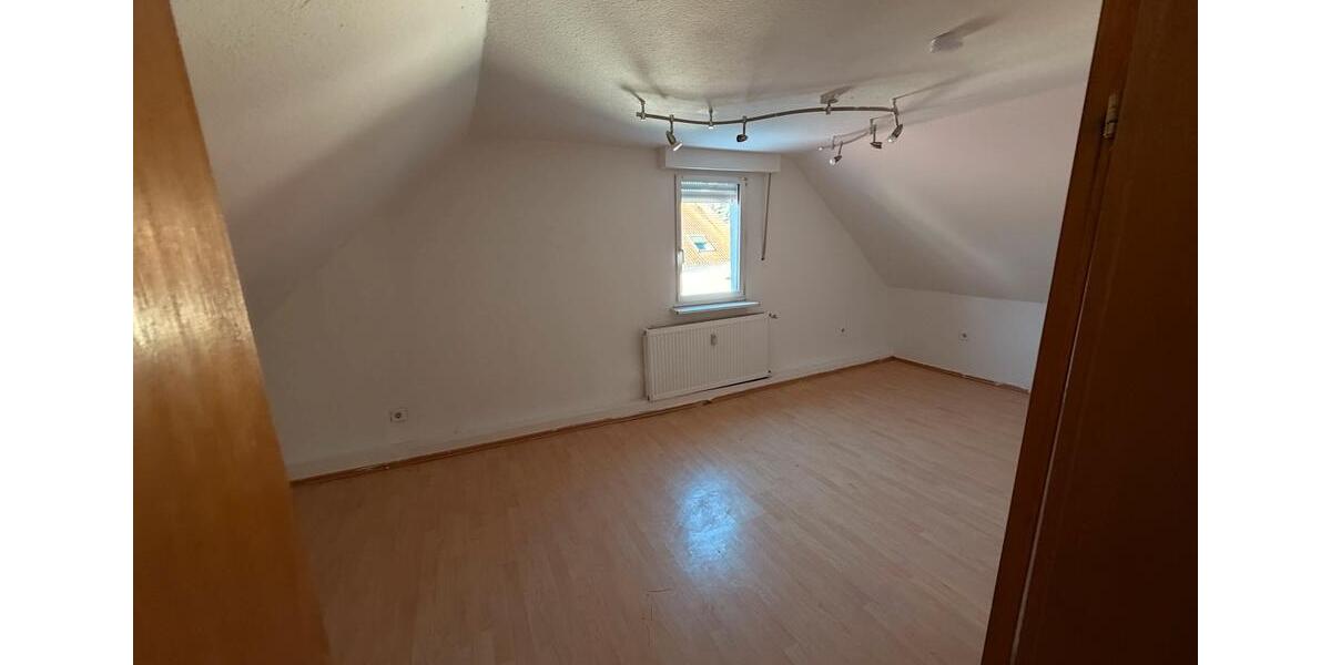 Etagenwohnung Freigericht - 3 Zimmer, 90 m&sup2;, 1.150&euro; | Angebot:26020961