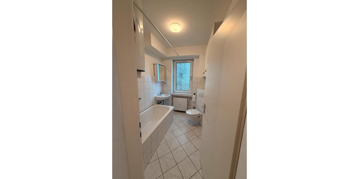 Etagenwohnung Bad Homburg vor der Höhe Berliner Siedlung/Gartenfeld - 3 Zimmer, 78 m&sup2;, 1.220&euro; | Angebot:25722468