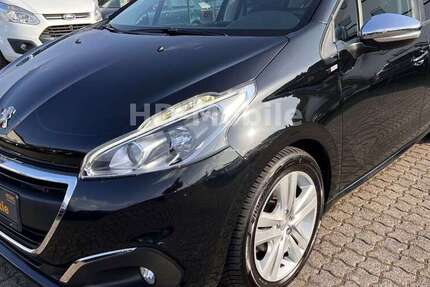 Peugeot 208 116.000 km 8.450 &euro; Freigericht 63579