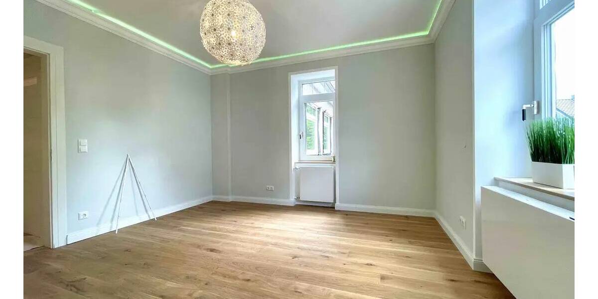 Etagenwohnung Friedrichsdorf Dillingen - 4 Zimmer, 111 m&sup2;, 1.750&euro; | Angebot:26627087