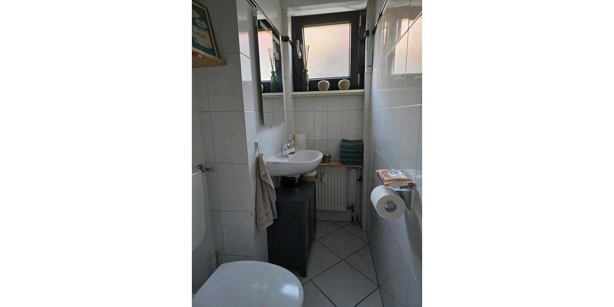 Erdgeschoßwohnung Hanau - 3 Zimmer, 83 m&sup2;, 1.950&euro; | Angebot:27628058