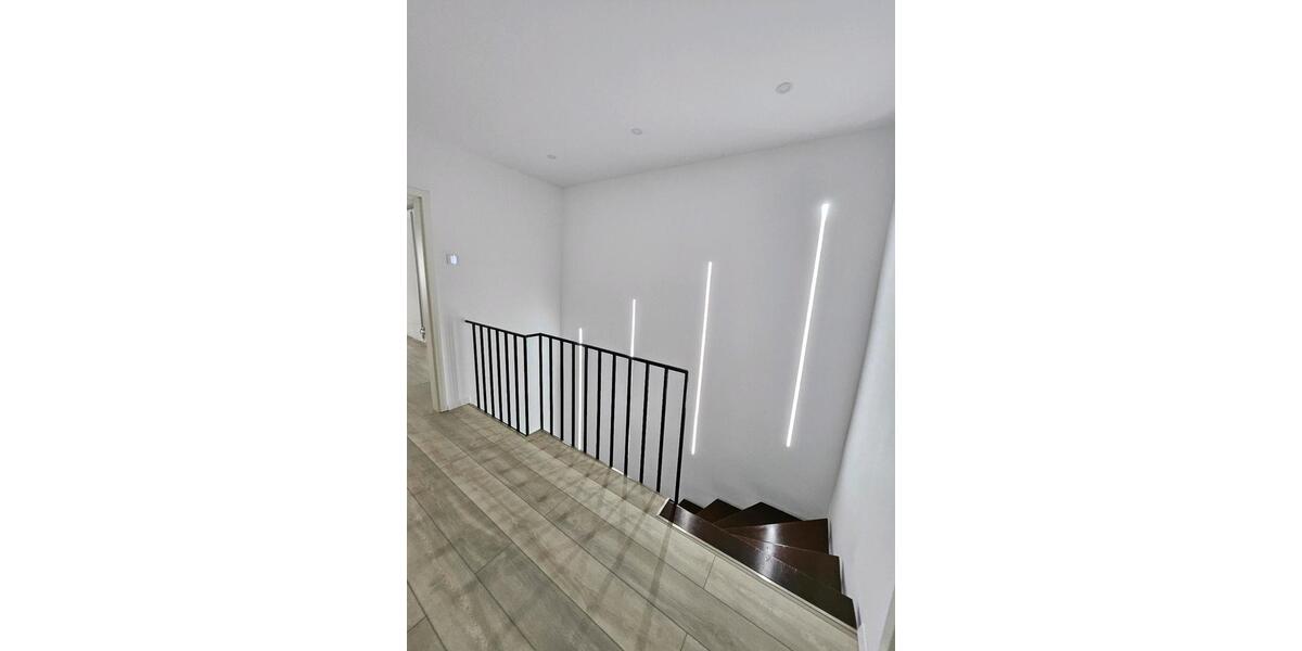 Doppelhaushälfte Rosbach vor der Höhe - 6 Zimmer, 150 m&sup2;, 750.000&euro; | Angebot:24497272