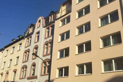 Haus Frankfurt Europaviertel - 43 Zimmer, 927 m&sup2;, 3.850.000&euro; | Angebot:25474514