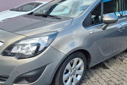 Opel Meriva 155.000 km 3.900 &euro; Büdingen 63654