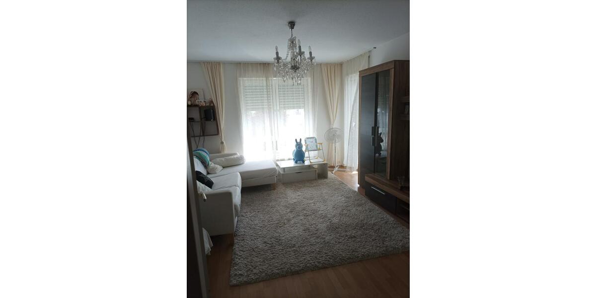 Etagenwohnung Steinbach (Taunus) - 3 Zimmer, 73 m&sup2;, 1.150&euro; | Angebot:25793896