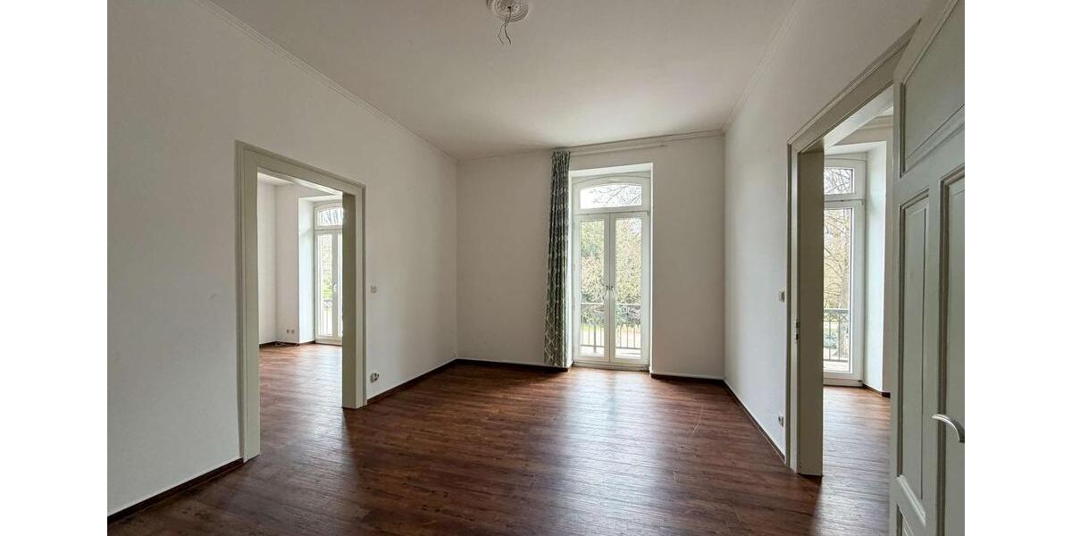 Etagenwohnung Bad Nauheim - 3 Zimmer, 113 m&sup2;, 1.300&euro; | Angebot:25960064