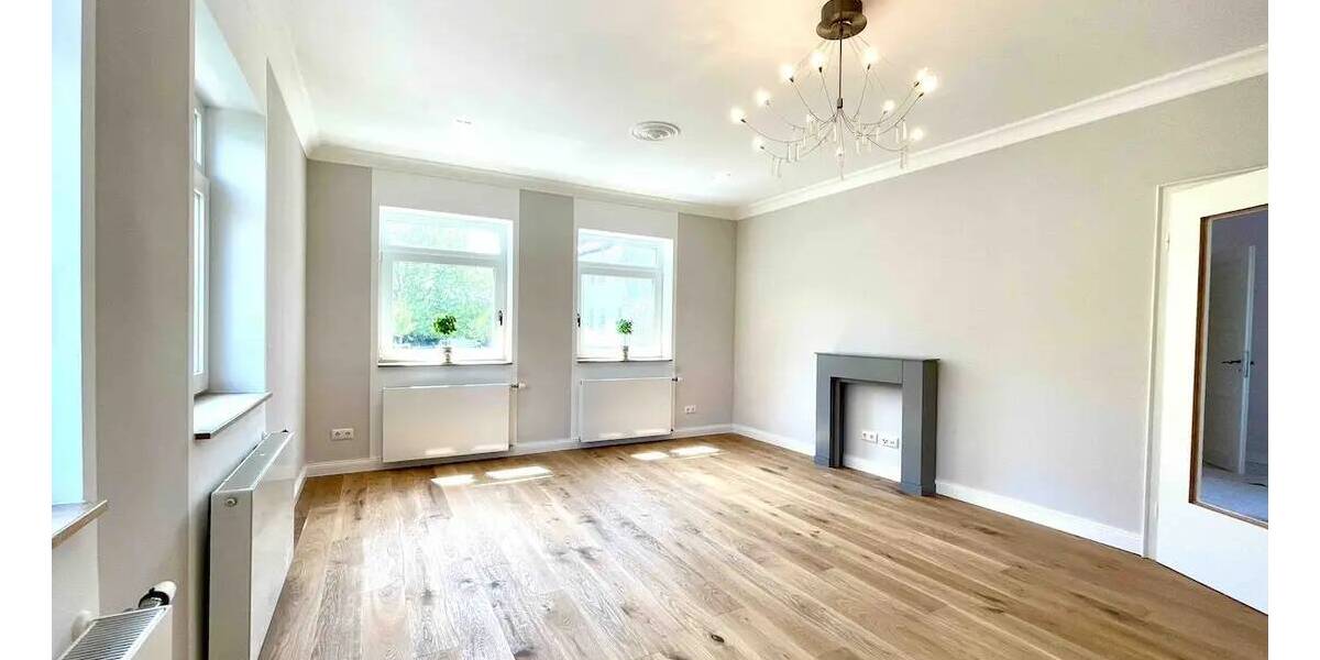 Etagenwohnung Friedrichsdorf Dillingen - 4 Zimmer, 111 m&sup2;, 1.750&euro; | Angebot:26627087