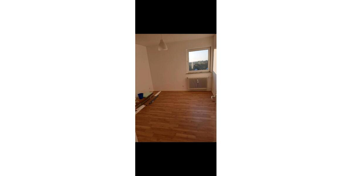 Etagenwohnung Dreieich - 4 Zimmer, 74 m&sup2;, 1.070&euro; | Angebot:27611082