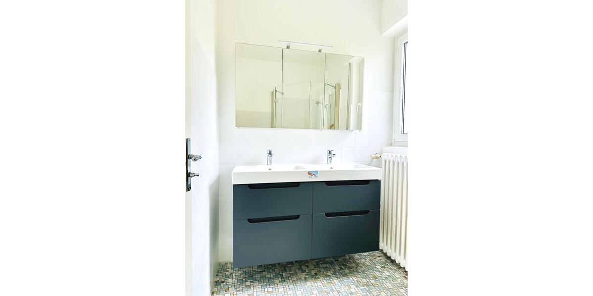 Doppelhaushälfte Bad Homburg vor der Höhe Gonzenheim - 3.5 Zimmer, 150 m&sup2;, 2.600&euro; | Angebot:26144498