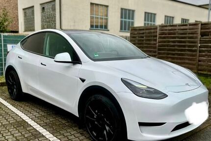 Tesla Model Y 75.250 km 29.500 &euro; Niederdorfelden 61138