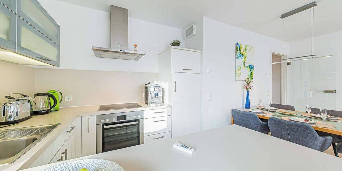 Etagenwohnung Frankfurt am Main Sachsenhausen - 3 Zimmer, 92 m&sup2;, 2.990&euro; | Angebot:26819685