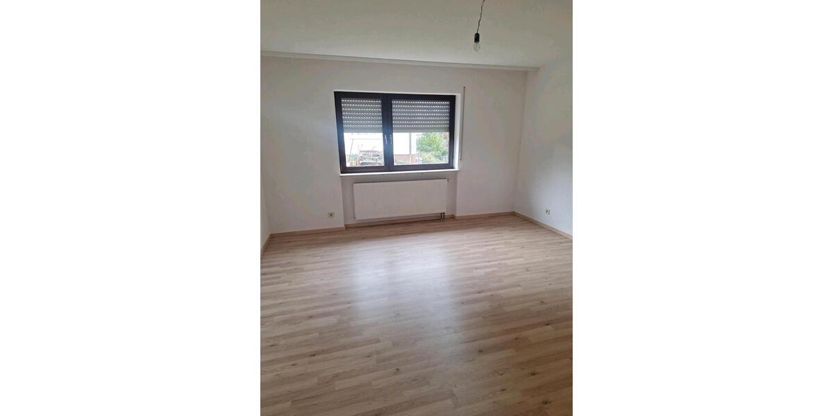 Etagenwohnung Alzenau - 4 Zimmer, 110 m&sup2;, 1.300&euro; | Angebot:25158138
