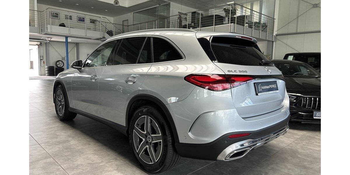 Mercedes-Benz GLC 300 4M AMG PREMIUM + DISTRONIC-PANORAMA-19´´ 8.479 km 58.280 &euro; Groß-Umstadt 64823