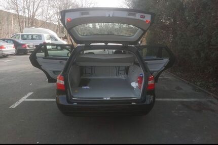 Mercedes-Benz E 220 278.110 km 7.200 &euro; Frankfurt 60326