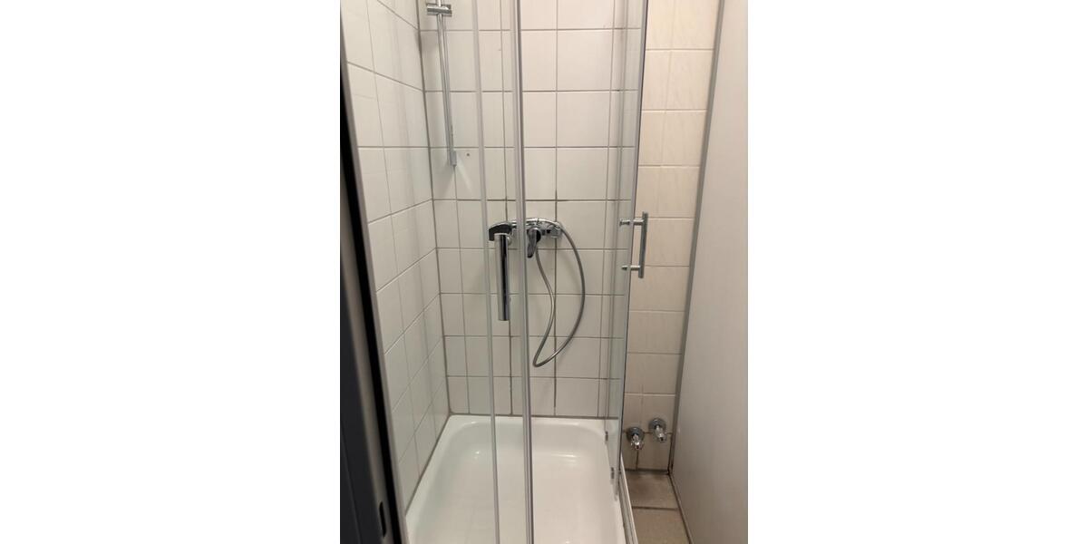 Etagenwohnung Frankfurt am Main Unterliederbach - 1 Zimmer, 20 m&sup2;, 700&euro; | Angebot:24728018