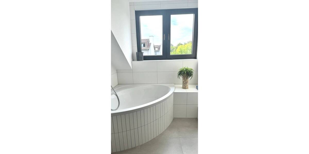 Etagenwohnung Aschaffenburg Schweinheim - 3 Zimmer, 99 m&sup2;, 425.000&euro; | Angebot:25732212