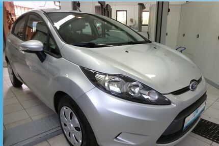 Ford Fiesta 129.600 km 4.950 &euro; Florstadt­­­ 61197