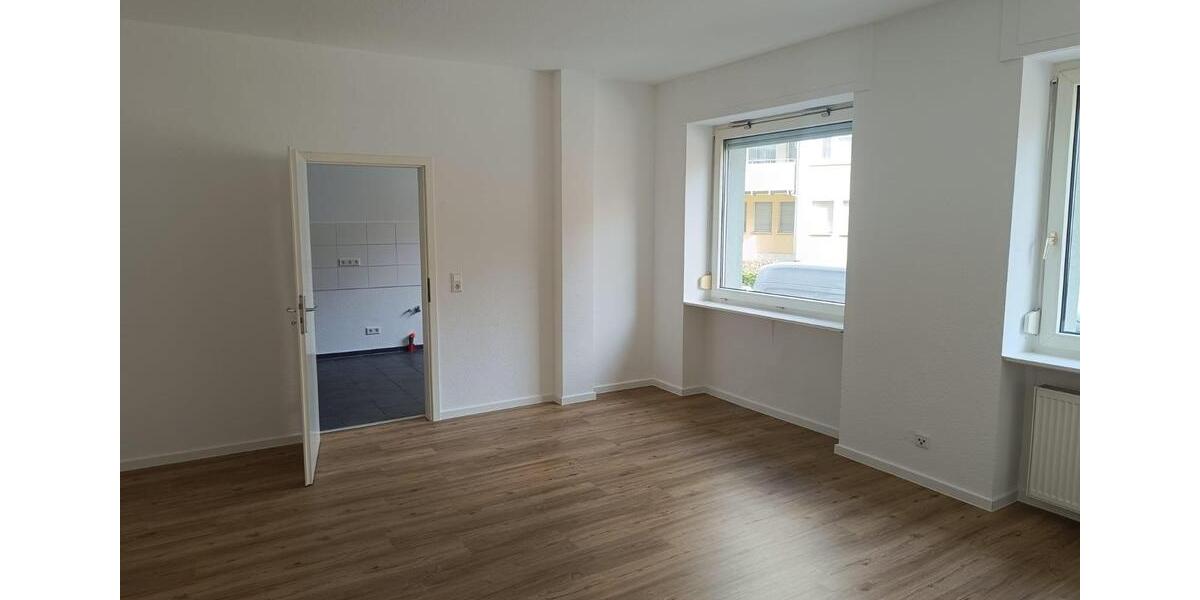 Hochparterre Offenbach am Main Hafen - 2 Zimmer, 65 m&sup2;, 1.015&euro; | Angebot:25803252