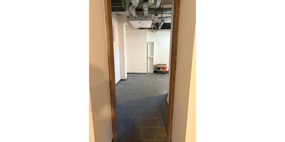 Gewerbeobjekt Aschaffenburg Österreicher Kolonie - 990&euro; | Angebot:24359257