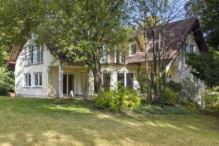 Haus Kronberg im Taunus - 9 Zimmer, 325 m&sup2;, 3.600.000&euro; | Angebot:23627341