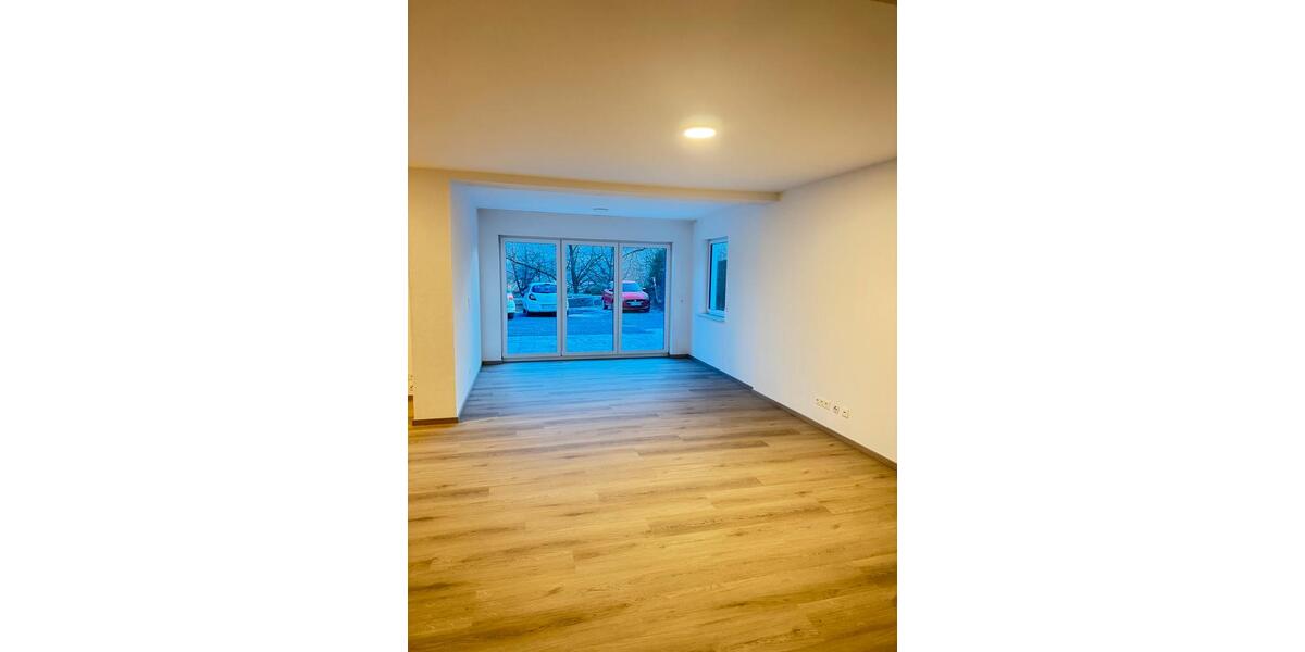 Etagenwohnung Gelnhausen - 2 Zimmer, 90 m&sup2;, 1.250&euro; | Angebot:24627252