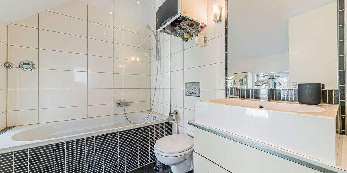 Etagenwohnung Frankfurt am Main Ostend - 2 Zimmer, 42 m&sup2;, 1.590&euro; | Angebot:25661922