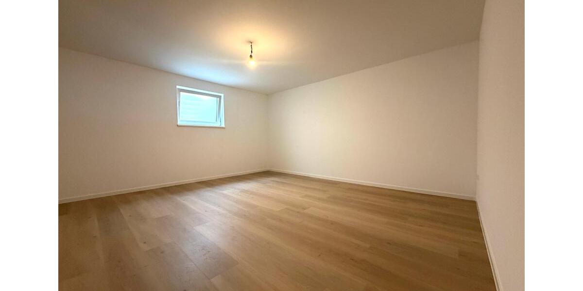 Doppelhaushälfte Reichelsheim (Wetterau) - 5.5 Zimmer, 180 m&sup2;, 2.270&euro; | Angebot:27618243