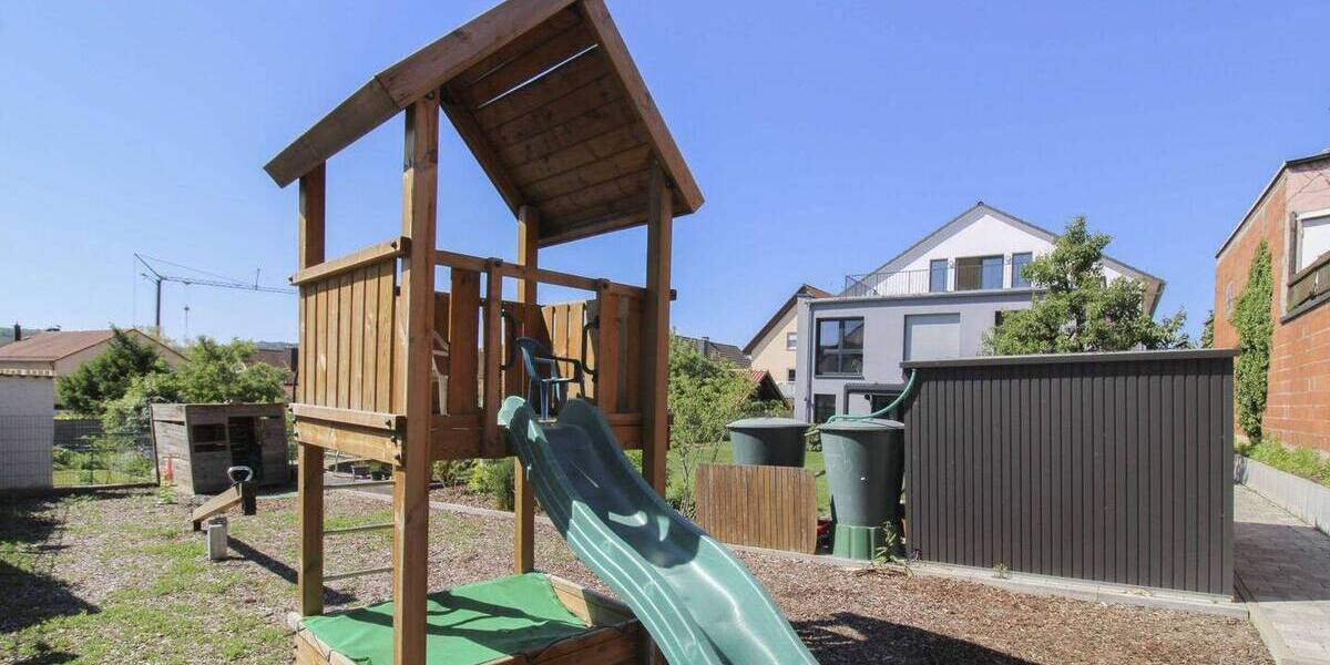 Etagenwohnung Goldbach - 4 Zimmer, 121 m&sup2;, 499.000&euro; | Angebot:26790209