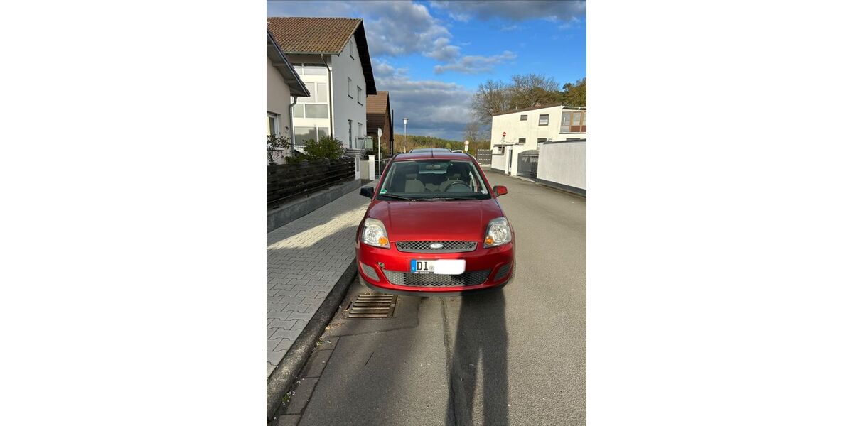 Ford Fiesta 270.000 km 2.300 &euro; Eppertshausen 64859