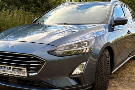 Ford Focus 87.300 km 14.900 &euro; Niddatal 61194
