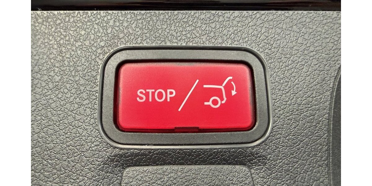 Mercedes-Benz CLA 250 Shooting Brake e AMG DISTRONIC-360°-BEAM 16.992 km 33.330 &euro; Groß-Umstadt 64823