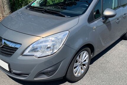 Opel Meriva 125.000 km 6.300 &euro; Bad-Homburg 61348