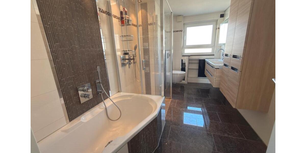 Etagenwohnung Frankfurt am Main Rödelheim - 3 Zimmer, 82 m&sup2;, 1.400&euro; | Angebot:25367135