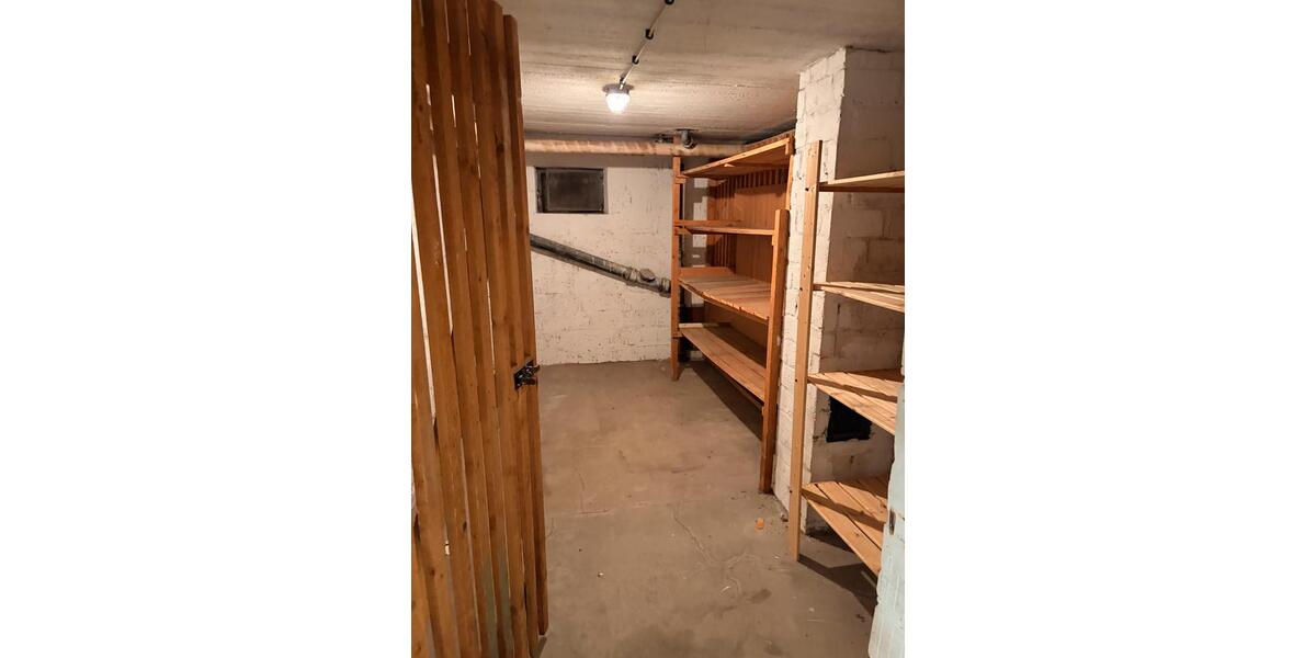 Etagenwohnung Bad Homburg vor der Höhe Berliner Siedlung/Gartenfeld - 3 Zimmer, 78 m&sup2;, 1.220&euro; | Angebot:25722468