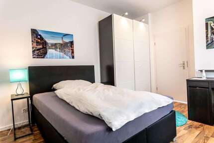 Zimmer Frankfurt Bahnhofsviertel - 5 Zimmer, 730&euro; | Angebot:26087403