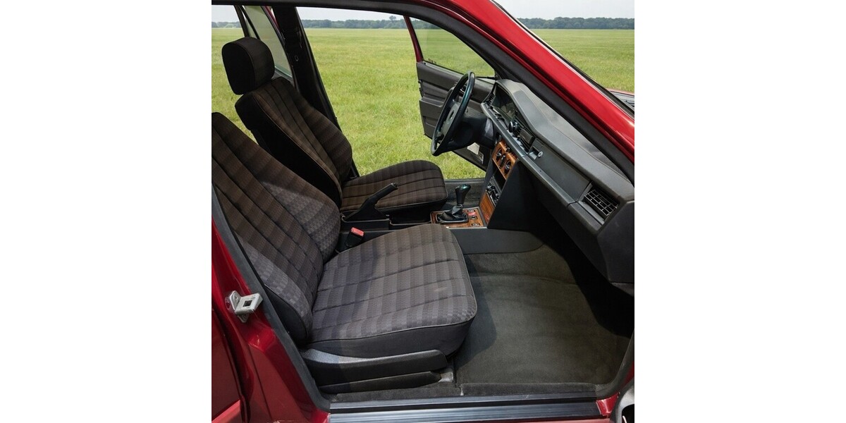 Mercedes-Benz 190 230.000 km 14.500 &euro; Heusenstamm 63150