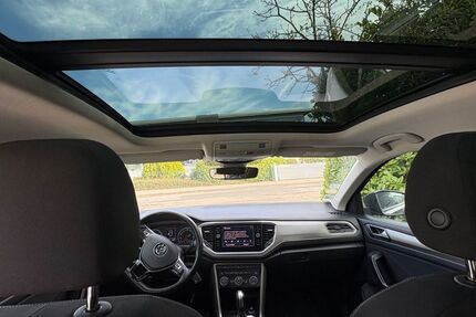 VW T-Roc 155.290 km 17.017 &euro; Frankfurt am Main 60389