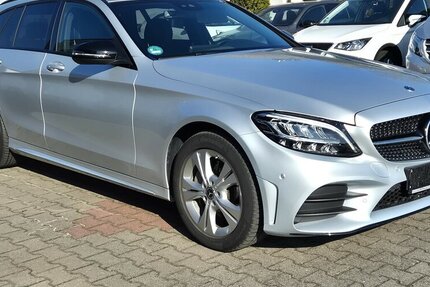 Mercedes-Benz C 200 T AMG Line Rückfahrkamera, AHK, Navigation, 83.637 km 23.890 &euro; Rodgau 63110