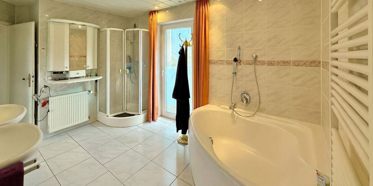 Wie im eigenen Haus! Repräsentative Wohnung mit schönem Garten in Dreieich-Offenthal! - Maisonettenwohnung Dreieich | Angebot:23277471