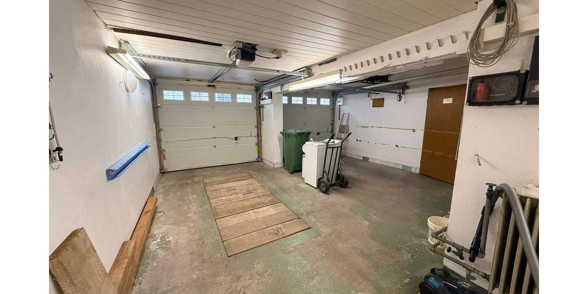 Mehrfamilienhaus, Wohnhaus Niederdorfelden - 8 Zimmer, 850.000&euro; | Angebot:25701227